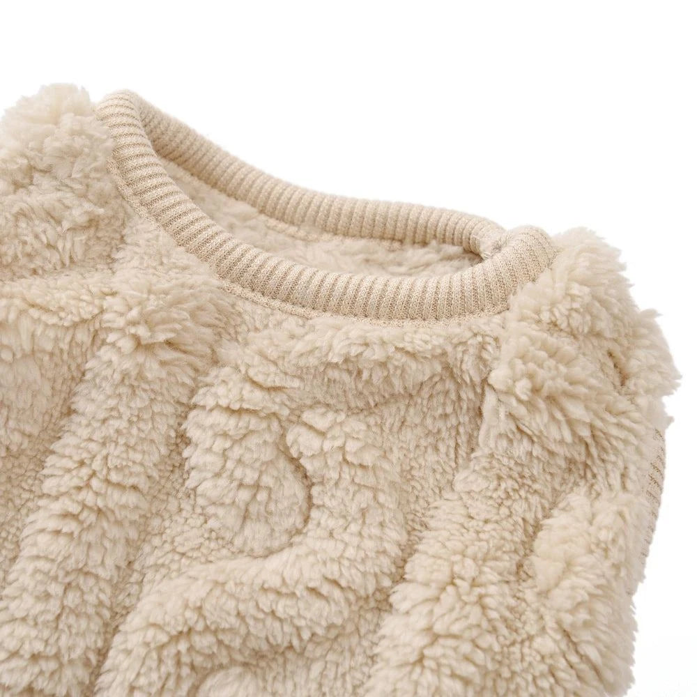 Soft Fleece Dog Sweater for Small Dogs & Cats🐶 Soft Fleece Dog Sweater for Small Dogs &amp; Cats
Keep your furry friend warm and cozy during colder months with this Soft Fleece Dog Sweater designed for small dHappy PawsHappy PawsSoft Fleece Dog Sweater